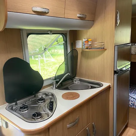 Camping-car Au Charme De La Foret Circuit Des 25 Bosses *
