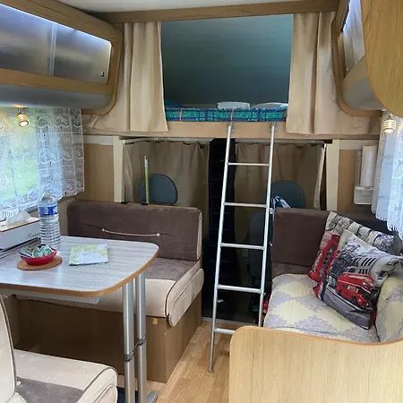 Camping-car Au Charme De La Foret Luxury tent