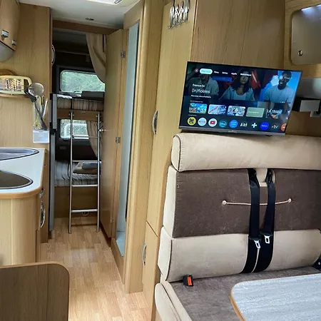 Camping-car Au Charme De La Foret Luxury tent